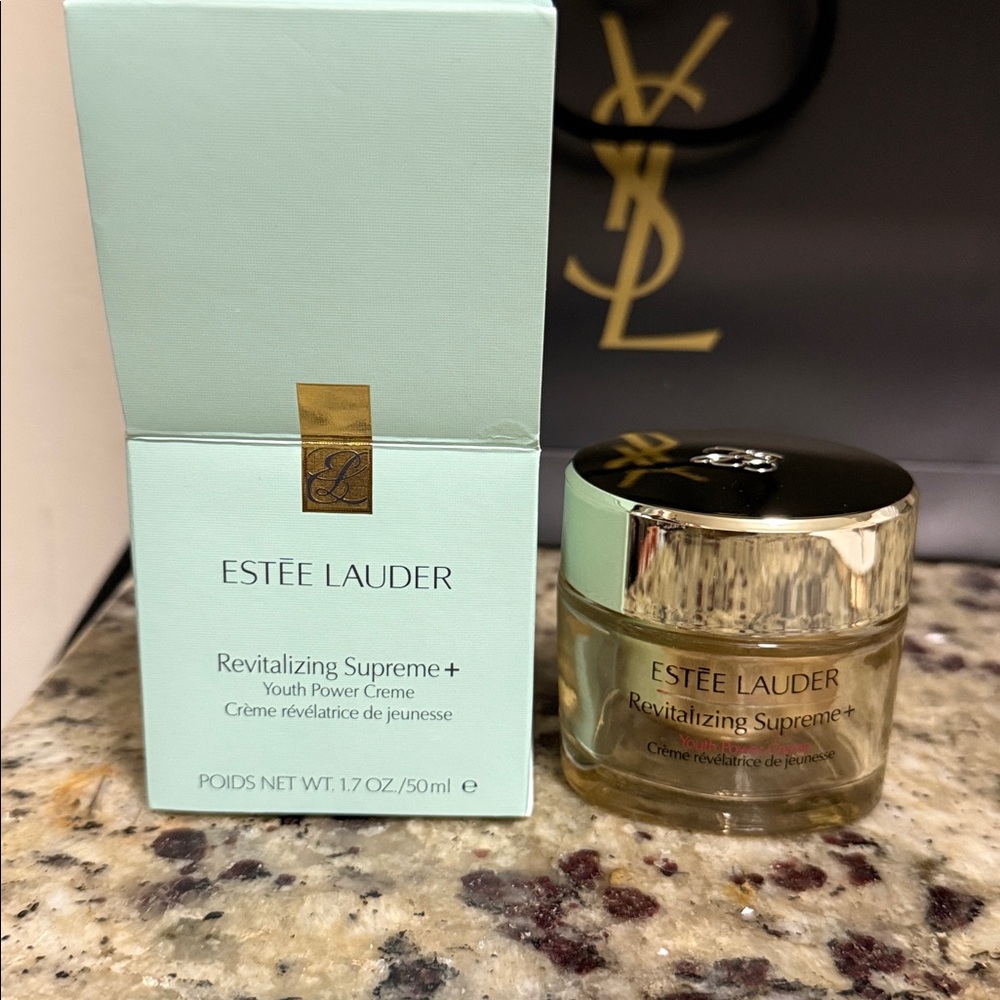 New Estee Lauder Revitalizing Supreme Plus Youth Power Cream - Picture 2 of 5